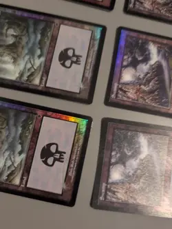 10 x Swamp. Basic Land MTG 10 Card. Invasion. Foil. Old Vintage Border. - Image 4