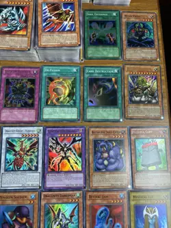 3000 Card Lot Vintage 1996 YuGiOh Card Collection - Image 5