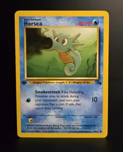 Pokemon TCG - HORSEA - 1ST EDITION - 49/62 - FOSSIL (1999) - WOTC - LP/NM - Image 1
