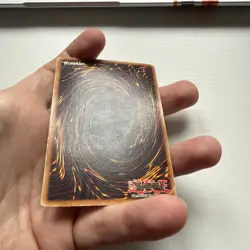 Yugioh Blue Eyes White Dragon SDK-E001 1st Edition Trading Card MP/HP - Image 4