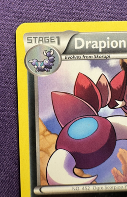 Drapion 65/111 DMG - B1G1F - RARE Non Holo Furious Fists Pokemon Card (MP/HP) - Image 2