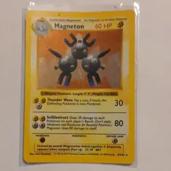 Pokemon Magneton Base Set Holo Rare 9/102 English Wizards of the Coast - Image 1