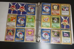 Vintage Pokemon Cards/Binder 90s/00s Lot Of 350+ - Image 4