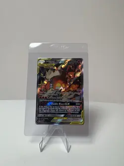 Pokemon TCG Holo Promo Reshiram & Charizard GX SM201 TAG TEAM Sm - Image 1