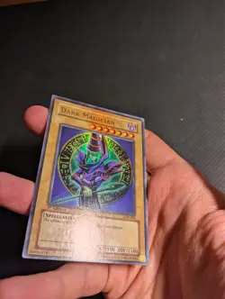 Yugioh Dark Magician LOB-005 Ultra Rare 1st Edition AE LP! - Image 4