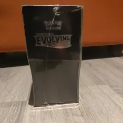 Pokemon TCG Evolving Skies Elite Trainer Box ETB Factory Sealed - Image 4