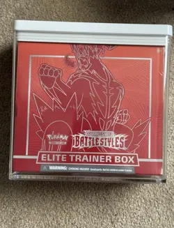 🔥 Pokemon TCG Sword & Shield - Battle Styles - Elite Trainer Box ETB RED - Image 1