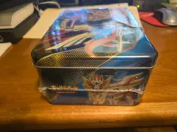Pokemon Zacian & Zamazenta 2020 Collector’s Chest Lunch Box - Image 2