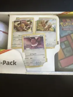 Pokemon 3-Pack Bundle - Lunchbox Eevee Treasure Chest + 2 Poke Ball Tins Sealed - Image 3