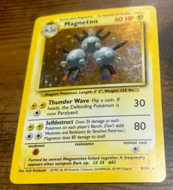 Pokemon TCG Magneton Base Set Rare Holo Vintage 9/102 Mint - Image 2