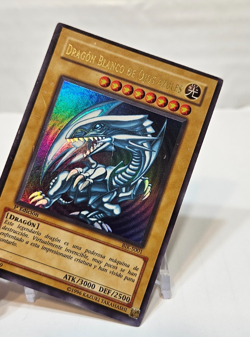 SPANISH Blue-Eyes White Dragon BIK-S001 Ultra Rare 1st Edition Yugioh 7928 - Image 4
