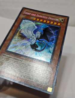 Light and Darkness Dragon YG01-EN001 Secret Rare FOIL BLEED Yugioh 7805 - Image 2