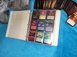 !2 FOILS Page Cards Collection in Binder. And 1,000+ Random Magic Cards - Image 1