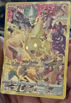 Pokemon TCG Pikachu Crown Zenith Alternative Art Holo Card 160/159 - Image 2