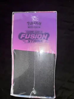 Pokemon TCG: Sword & Shield Fusion Strike Elite Trainer Box ETB New Sealed 820650809330 - Image 3