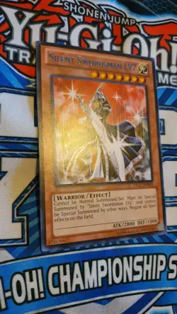 YuGiOh 1x Silent Swordsman LV7 DL17-EN003 (BLUE) Rare Duelist League Card NM - Image 3