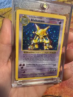 Shadowless Alakazam Holo Base Set | Vintage WOTC Pokemon | Gen 1 - Image 1