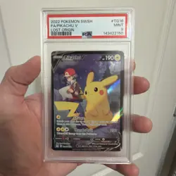 2022 POKEMON SWORD & SHIELD LOST ORIGIN #TG16 FULL ART/PIKACHU V PSA 9 - Image 1