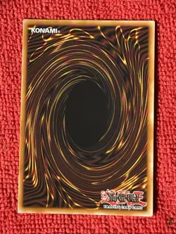 YuGiOh! - Right Leg of the Forbidden One- 25th Anniversary Tin: Dueling Mirrors - Image 2