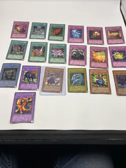 Yugioh Lot of 19 Cards Rare, Ultra, Blue-eyes White Dragon (damage) Etc. T4452 - Image 1