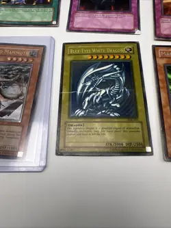 Yugioh Lot of 19 Cards Rare, Ultra, Blue-eyes White Dragon (damage) Etc. T4452 - Image 2