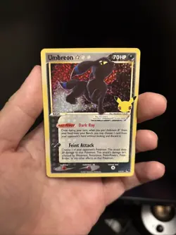 Umbreon Gold Star 17/17 - Pokemon Celebrations 25th Anniversary Holo Rare - NM/M - Image 1