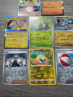 Pokemon mixed lot | Variety of 8 Cards | All Foil | 1 Card is Japanese - Image 4