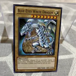 Blue-Eyes White Dragon YSKR-EN001 Ultimate Rare 1st Edition - Image 1