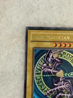 Yugioh! Dark Magician SDY-006 Ultra Rare LP - Image 2