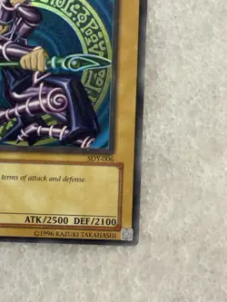 Yugioh! Dark Magician SDY-006 Ultra Rare LP - Image 5