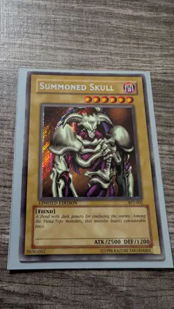 Summoned Skull BPT-002 2002 Collectors Tin Limited Edition - Image 2