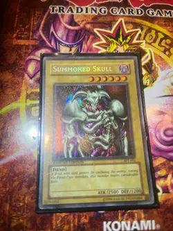 Summoned Skull BPT-002 2002 Collectors Tin Limited Edition - Image 1