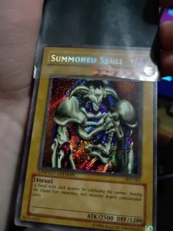 Summoned Skull BPT-002 2002 Collectors Tin Limited Edition - Image 1