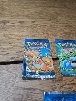 EMPTY Pokemon Booster Vintage Pack Wrapper Charizard/Blastoise/Venusaur NO CARDS - Image 2