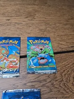 EMPTY Pokemon Booster Vintage Pack Wrapper Charizard/Blastoise/Venusaur NO CARDS - Image 3