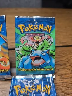 EMPTY Pokemon Booster Vintage Pack Wrapper Charizard/Blastoise/Venusaur NO CARDS - Image 3