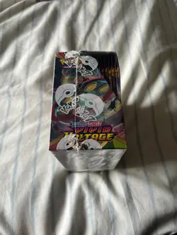 Pokemon TCG Sword & Shield Vivid Voltage Booster Box NEW & SEALED - Image 4