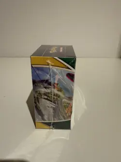 Pokemon TCG 2021 Sword & Shield Evolving Skies Build And Battle Box NEW SEALED - Image 4