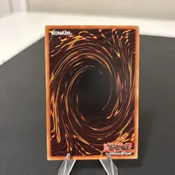 YuGiOh SDY-006 - Dark Magician - Unlimited LP - Image 2