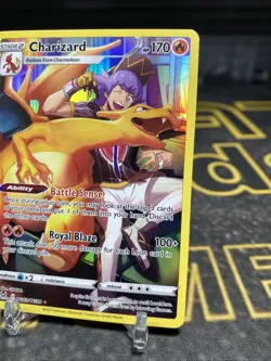Pokemon TCG Charizard TG03/TG30 2022 Sword and Shield Lost Origin - Image 3