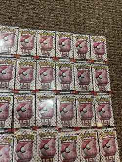 Pokemon TCG Scarlet & Violet 151 Booster Pack Lot of 32 Packs - Image 3