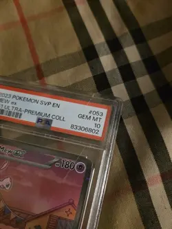 2023 POKEMON SVP EN-SV BLACK STAR PROMO 151 ULTRA-PREM COLL #053 MEW EX PSA 10 - Image 2