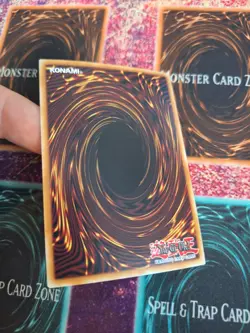 Yugioh Golden Ladybug SBTK-EN022 Super Rare 1st Edition Near Mint - Image 4