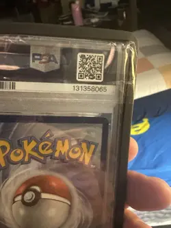 Pokemon 2021 Umbreon VMAX 215/203 Alt Art Secret Rare Evolving Skies PSA 9 - Image 2