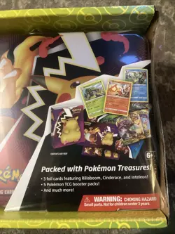 Pokemon TCG 2021 Collectors Chest Tin Lunchbox Poke Ball - Image 4