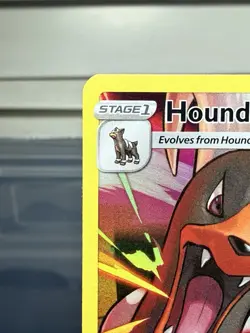 Houndoom TG10/TG30 SWSH09: Brilliant Stars Trainer Gallery - Pokemon Card - NM - Image 2