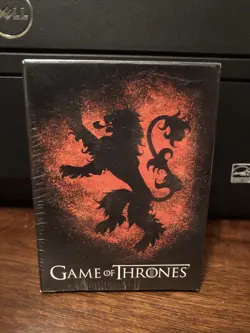 Dragon Shield Brushed Art Sleeves Game of Thrones HOUSE LANNISTER Pack of 100 - Image 1