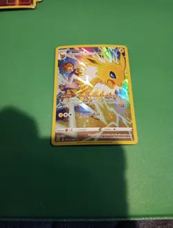 Pokemon TCG Jolteon TG04/TG30 Holo Rare Trainer Gallery Brilliant Stars - Image 1