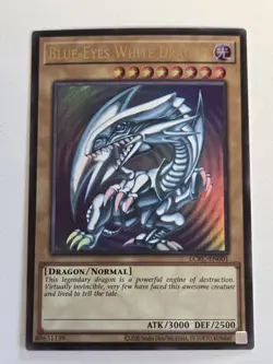 Blue-Eyes White Dragon LCKC-EN001 (Version 2) Ultra Rare Yugioh SDK Art Mint - Image 1
