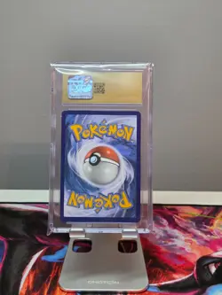 POKEMON CGC 10 PRISTINE MEW VMAX 114/264 2021 FUSION STRIKE HOLO - Image 2